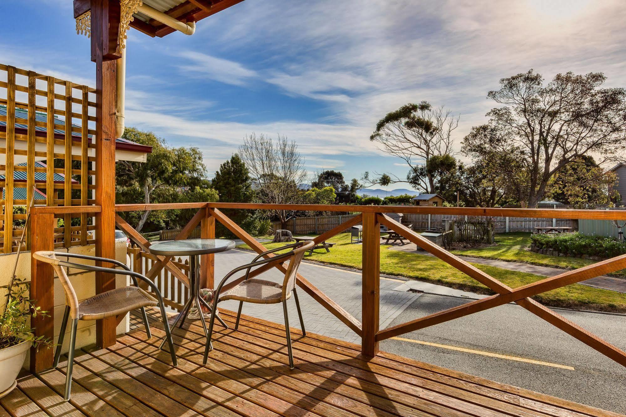 Wintersun Gardens Motel Bicheno Dış mekan fotoğraf
