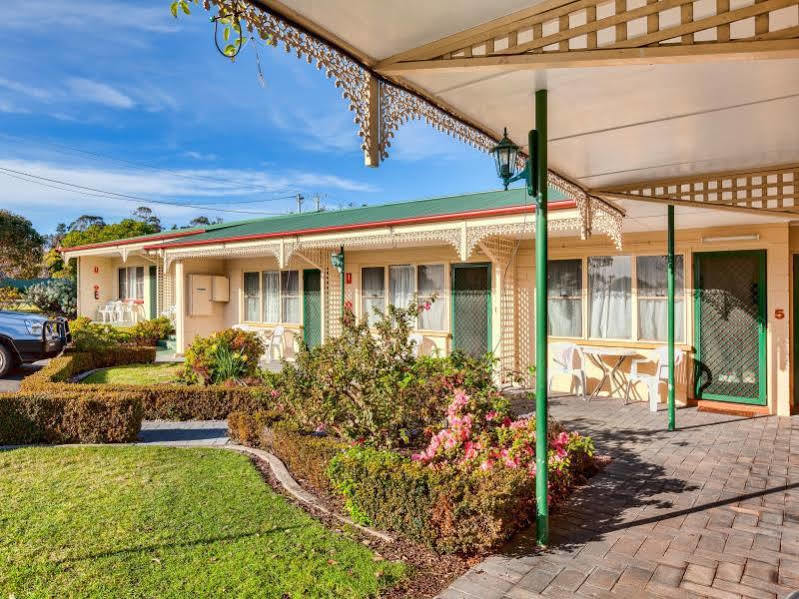 Wintersun Gardens Motel Bicheno Dış mekan fotoğraf